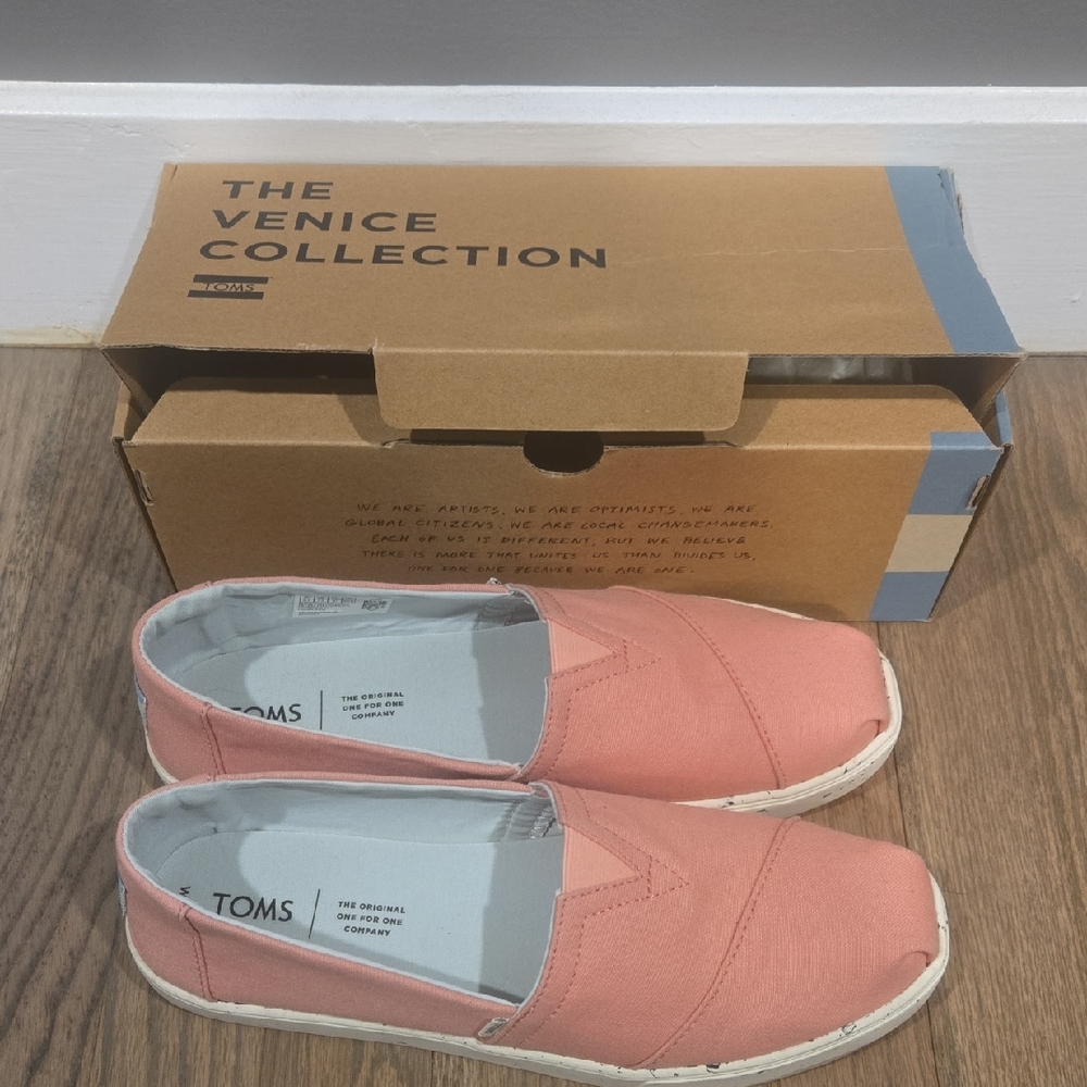 TOMS Coral Slip-On Sneakers